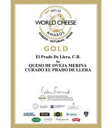 Queso de Oveja Merina Curado en Aceite de Oliva Cuña 800g